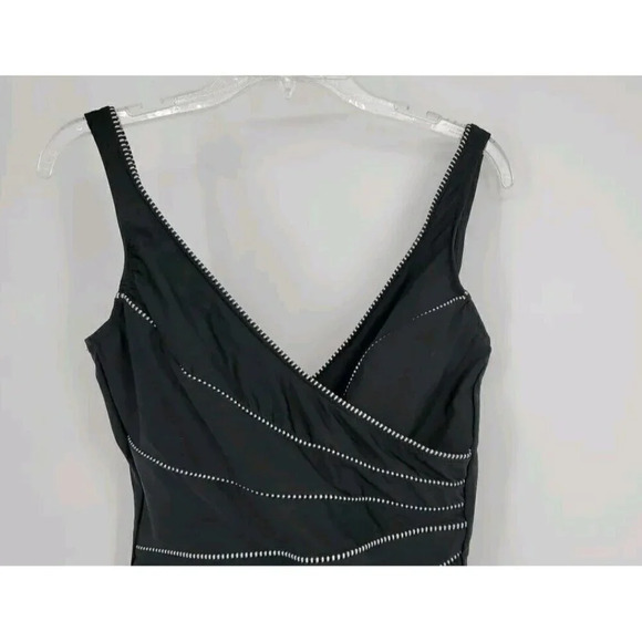 MIRACLESUIT One Piece Swimsuit Criss Cross Front Sz 16 Black w/ Black White Trim - Picture 4 of 10